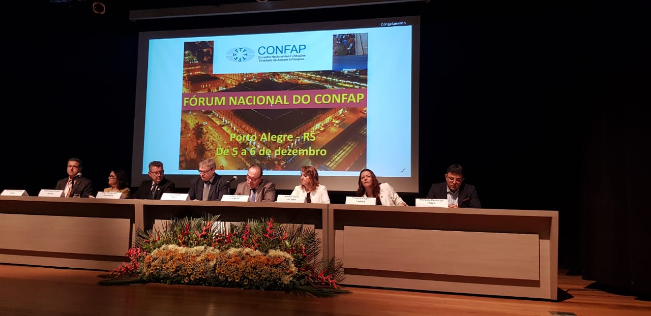 Fapitec participa da última edição do ano do Fórum do Confap