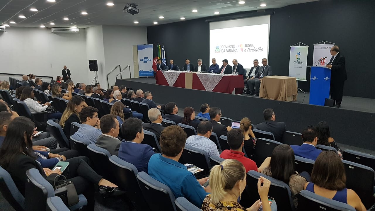 Fórum do Confap de João Pessoa debate ações para continuidade de investimentos em pesquisa científica e de inovação nos Estados