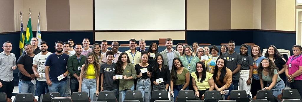 Fapitec/SE promove escuta para colaboradores com voluntários da organização Help