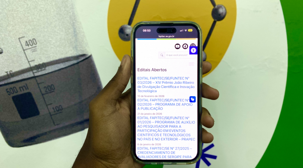 slide_e05435bdda8b0bb9c9224931870df6b7